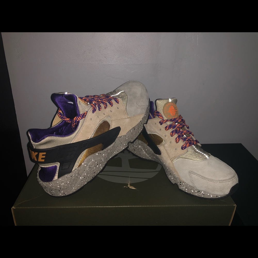 Nike Ultimate Hurache Mowabb Size 8.5 RARE